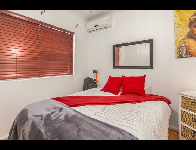 4 BEDROOM FREESTANDING FOR SALE IN PARKLANDS